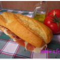 Bocadillo de jamón serrano con aceite y tomate