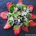 Ensalada de fresas y piñones