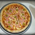 Pizza con lomo adobado, mozzarella y rulo de[...]