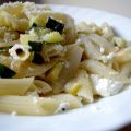 macarrones con calabacín y requesón