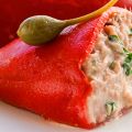 Pimientos del piquillo rellenos de ensalada de[...]
