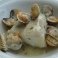 Bacalao fresco con berberechos