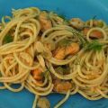 ESPAGUETIS CON MEJILLONES E HINOJO