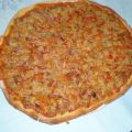 Pizza clásica de atún y beicon