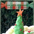 TARTA BLANCA CON ÁRBOL DE NAVIDAD E INVITACIÓN[...]