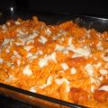 Espirales con salchichas rojas en salsa de[...]