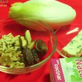 Ensalada de endivias con queso azul y frutos[...]
