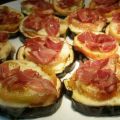 MEDALLONES DE BERENJENA, TOMATE, QUESO Y JAMON