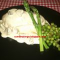 Pechuga de pollo rellena de queso brie y salsa[...]