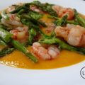 CREMA DE CALABAZA CON GAMBAS Y TRIGUEROS