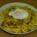 Tallarines con champiñones y huevo