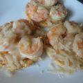 Tortitas crujientes con gambas al ajillo