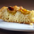 Pastel de ciruelas amarillas y almendra