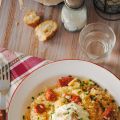 Arroz salteado con chistorra y huevo poché
