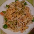 ENSALADA DE PASTAS CON CANÓNIGOS Y GULAS