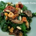 Espinacas con setas, tomates secos y frutos[...]