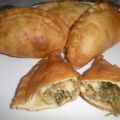 EMPANADILLAS DE BACALAO CONFITADO CON CIRUELAS[...]