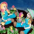 NIÑAS EN EL JARDÏN