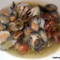 ALMEJAS EN SALSA MARINERA