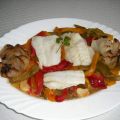 BACALAO CON CEBOLLAS Y PIMIENTOS ASADOS TRES[...]