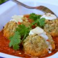 Malai Kofta con salsa especiada.