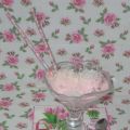 Helado de pétalos de rosa (muy fácil).