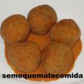 CROQUETAS DE CHORIZO CON SALSA DE MORCILLA