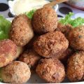 Croquetas de arroz integral con guisantes y[...]