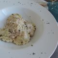 Raviolis con salsa de boletus