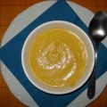 CREMA DE CALABACIN CON QUESO CHEDDAR