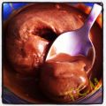 Helado cremoso de chocolate