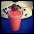Smoothie de fresa, naranja y kiwi (light)