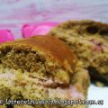 Bizcocho de café relleno de fresa.