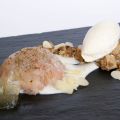 DELICIA BLANCA DE ALMENDRA Y SU GUARNICIÓN