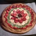 TARTA DE HOJALDRE, CREMA Y FRUTA.