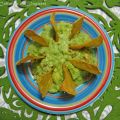 Guacamole con Totopos Caseros (Nachos)