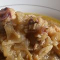 Calamares encebollados con salsa de almendras