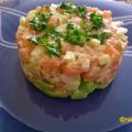 Tartar de salmón con manzana ácida y aguacate
