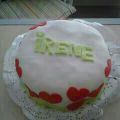 Tarta arcoiris (Hecha por: Marina y Paloma)