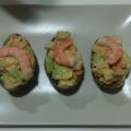 Ensalada de aguacates y marisco