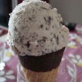 HELADO DE NATA CON TROCITOS DE CHOCOLATE