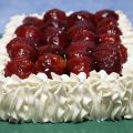 MILHOJAS DE CREMA DE QUESO CON FRESONES