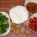 Ensalada de canónigos con cebolla caramelizada