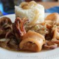 CHIPIRONES ENCEBOLLADOS