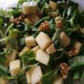 ENSALADA DE CANÓNIGOS Y MANZANA