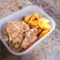 Cordero con patatas y champiñones a la cazuela.[...]