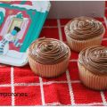 CUPCAKES DE NARANJA CON FROSTING DE CHOCOLATE
