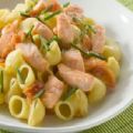 CARACOLAS CON SALMÓN