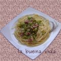 ESPAGUETIS CON HABAS Y JAMON
