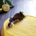 Tarta de Mousse de Yuzu con interior de Pera[...]